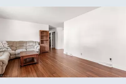 270 E Highland Drive, Zanesville, OH 43701 - Photo 8