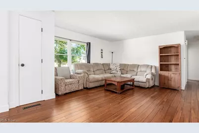 270 E Highland Drive, Zanesville, OH 43701 - Photo 6