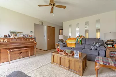 408 4th Street NE, New Philadelphia, OH 44663 - Photo 4