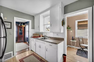 37646 Jordan Dr, Willoughby, OH 44094 - Photo 12