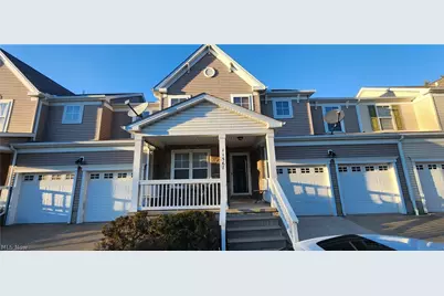 11567 Sunny Drive, Warrensville Heights, OH 44128 - Photo 1