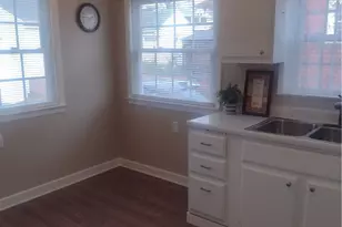 279 E Baird Ave, Barberton, OH 44203 - Photo 4