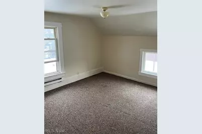 2211 18th Street SW, Akron, OH 44314 - Photo 6