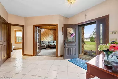 11275 Woodie Glen Drive, Chardon, OH 44024 - Photo 4