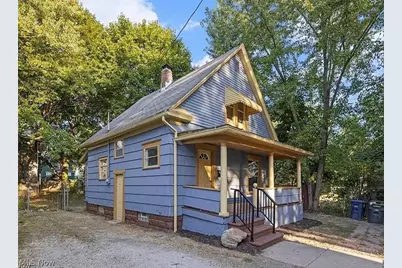 374 Gibbs Place, Akron, OH 44306 - Photo 2