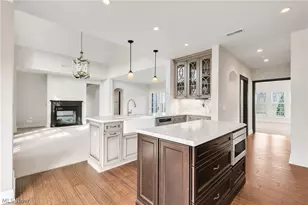 39489 Tudor Dr, Willoughby, OH 44094 - Photo 12