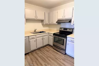 20333 Detroit Road, Rocky River, OH 44116 - Photo 12