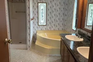 508 E Marietta St, Woodsfield, OH 43793 - Photo 22