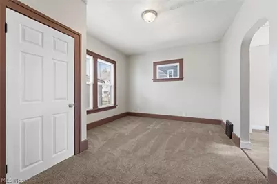 1136 Smith Avenue SW, Canton, OH 44706 - Photo 6