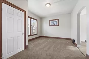 1136 Smith Ave SW, Canton, OH 44706 - Photo 6