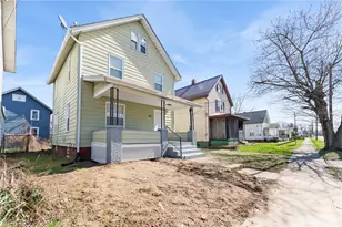 1136 Smith Ave SW, Canton, OH 44706 - Photo 1