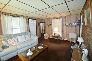 667 Hyatt Ave, Campbell, OH 44405 - Photo 10