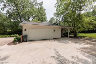 35320 Chagrin Blvd, Moreland Hills, OH 44022 - Photo 14