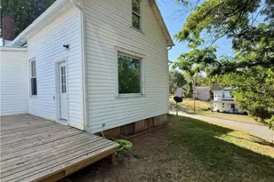 220 Oaklawn Ave, Woodsfield, OH 43793 - Photo 6