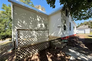 220 Oaklawn Ave, Woodsfield, OH 43793 - Photo 2