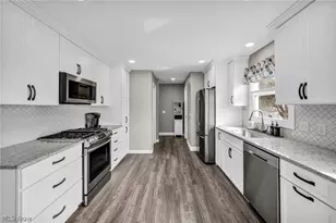 29136 Norman Ave, Wickliffe, OH 44092 - Photo 6