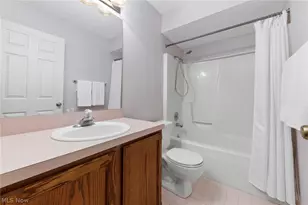 1660 Chapman Way, Grandview Heights, OH 44147 - Photo 20