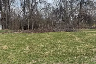 93 Beatty Ave, Cambridge, OH 43725 - Photo 1