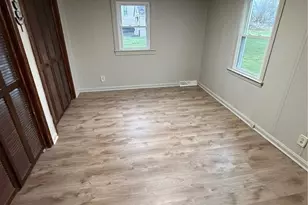 665 Devitt Ave, Campbell, OH 44405 - Photo 8