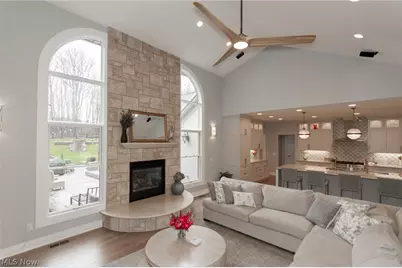 11565 Robin Wood Lane, Chagrin Falls, OH 44023 - Photo 4