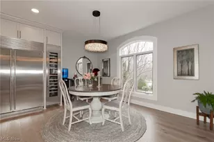 11565 Robin Wood Ln, Chagrin Falls, OH 44023 - Photo 12