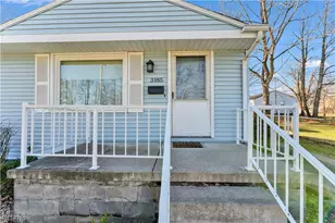 3185 Sunnybrooke Dr, Youngstown, OH 44511 - Photo 4