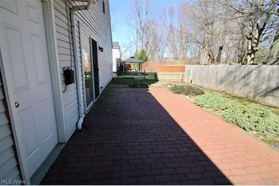 6694 Connecticut Colony Circle #47, Mentor, OH 44060 - Photo 30