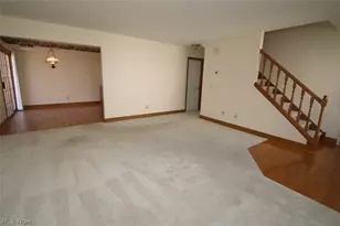 6694 Connecticut Colony Cir, Mentor, OH 44060 - Photo 6