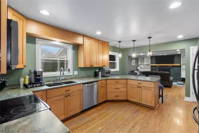 417 Forest Lane, Wadsworth, OH 44281 - Photo 10