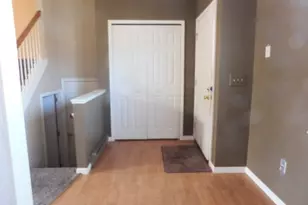 5326 Millcreek Blvd, Brunswick Hills, OH 44212 - Photo 4