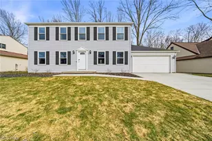 6977 Grace Dr, Olmsted Twp, OH 44138 - Photo 2