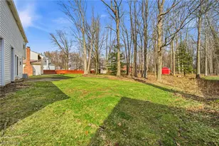 6977 Grace Dr, Olmsted Twp, OH 44138 - Photo 36