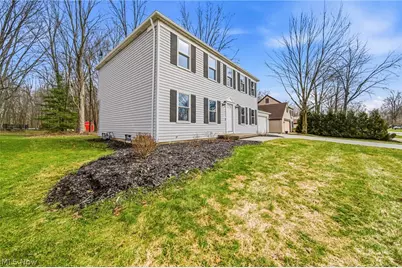 6977 Grace Drive, Olmsted Twp, OH 44138 - Photo 4