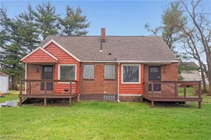 442 Fenton Ave NE, Canton, OH 44704 - Photo 1