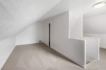 442 Fenton Avenue NE, Canton, OH 44704 - Photo 34