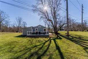 2745 Rockefeller Rd, Willoughby Hills, OH 44092 - Photo 32