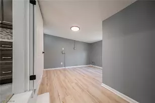 2745 Rockefeller Rd, Willoughby Hills, OH 44092 - Photo 18