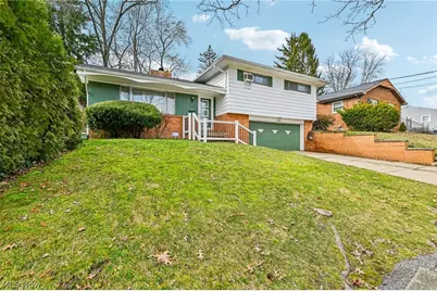 508 Clearbrook Drive, Akron, OH 44313 - Photo 2