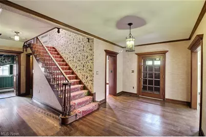 2710 Chesterton Road, Huber Heights, OH 44122 - Photo 2