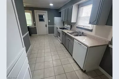 1356 Margaret Avenue SW, Canton, OH 44706 - Photo 12