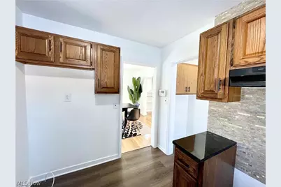 250 Center Road, Bedford, OH 44146 - Photo 10