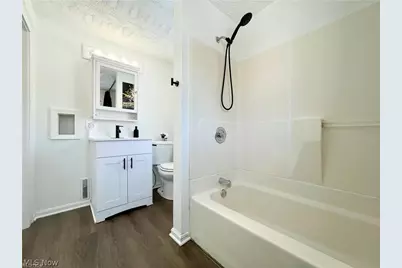 250 Center Road, Bedford, OH 44146 - Photo 38