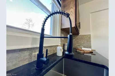 250 Center Road, Bedford, OH 44146 - Photo 12