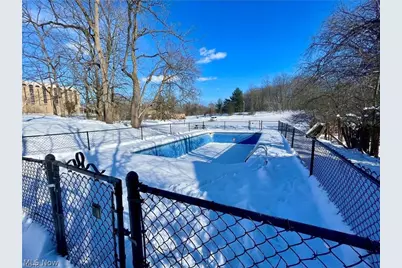 250 Center Road, Bedford, OH 44146 - Photo 4