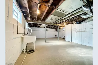 250 Center Road, Bedford, OH 44146 - Photo 44