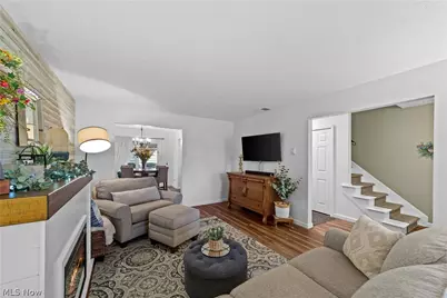 8228 Deepwood Boulevard #3, Mentor, OH 44060 - Photo 6