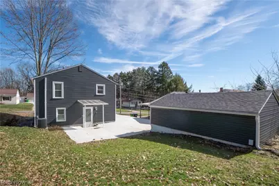 266 Hazelwood Avenue, Barberton, OH 44203 - Photo 24