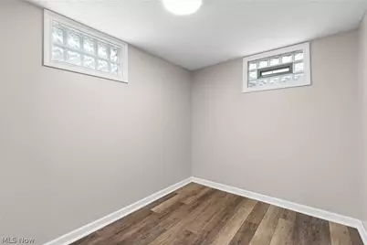 3450 Elk Avenue, Shadyside, OH 43947 - Photo 28