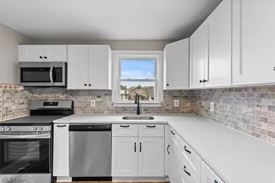 3931 Olive Avenue, Shadyside, OH 43947 - Photo 12