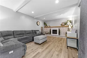 27974 Sanders Ln, North Olmsted, OH 44070 - Photo 12